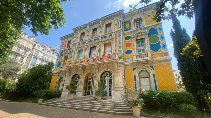 chauffeur vtc toulon hotel de arts